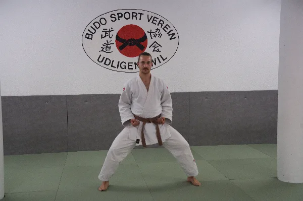 Kiba-dachi