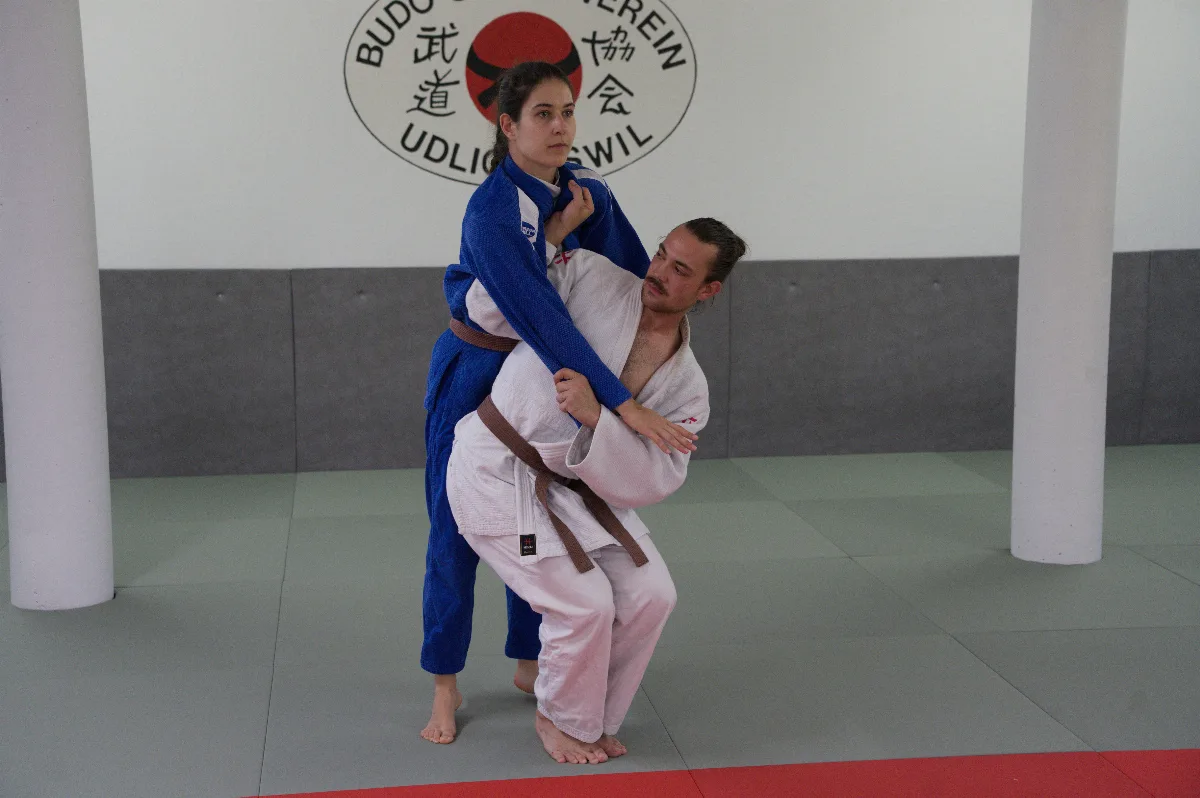 Morote-seoi-nage