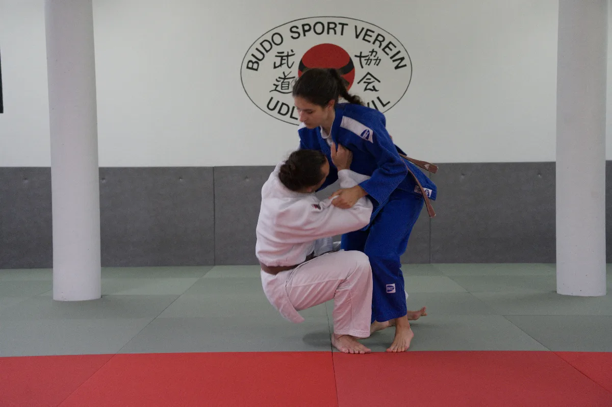 Yoko-otoshi